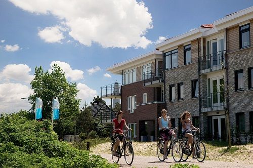 Vitamaris, middenin Nationaal Park Schiermonnikoog en op 10 minuten lopen van het strand bit.ly/2CRPPYR