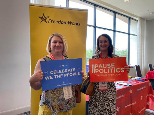 ProsperityUPN's tweet photo. Great day for #RealGrassroots with the @TexasYR crew! 💪 #txpol #RealGrassroots #ampFW #TYRRockwell #PausePolitics #CelebrateAmericans 🇺🇸 https://t.co/4qDYSbwQf2