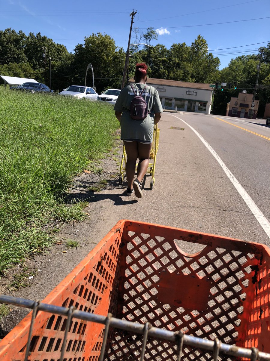 lnstemkeyclub's tweet photo. .@lnstemkeyclub members were up early this morning to participate in the @knoxbeautiful South Knoxville Community Cleanup. We helped at Mary Vestal Park, one of many cleanup sites around South Knoxville. Hoping our @LNSTEMAC community joins us next time! https://t.co/LulK62uDJF