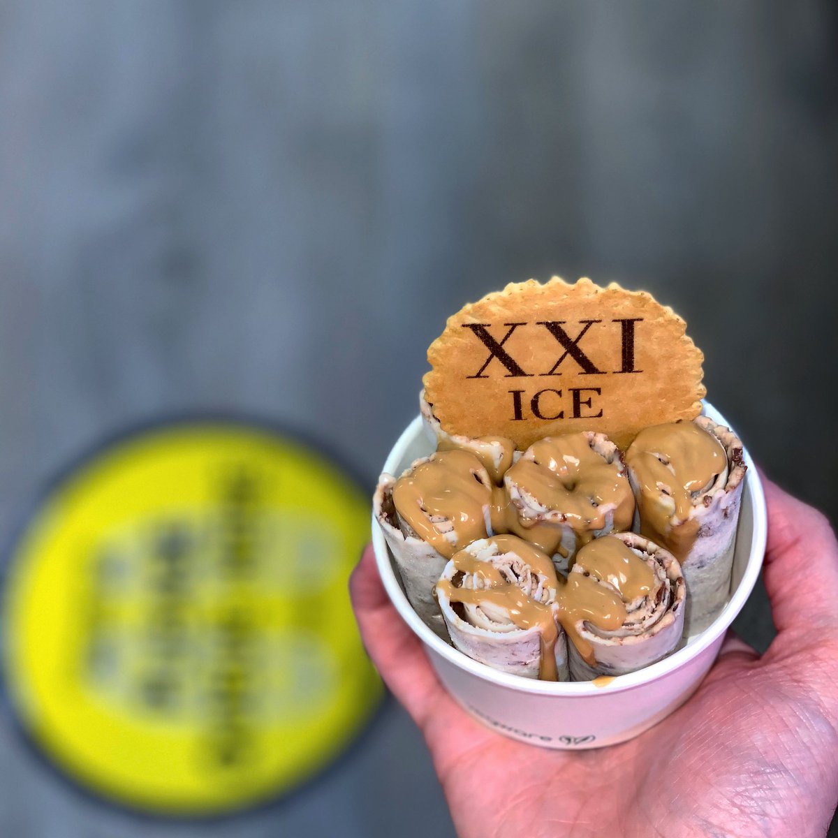 XXIICE2's tweet photo. Our best selling ice cream... Kinder bueno topped with warm kinder sauce #icecream #rolledicecream https://t.co/ECecjqfm5o
