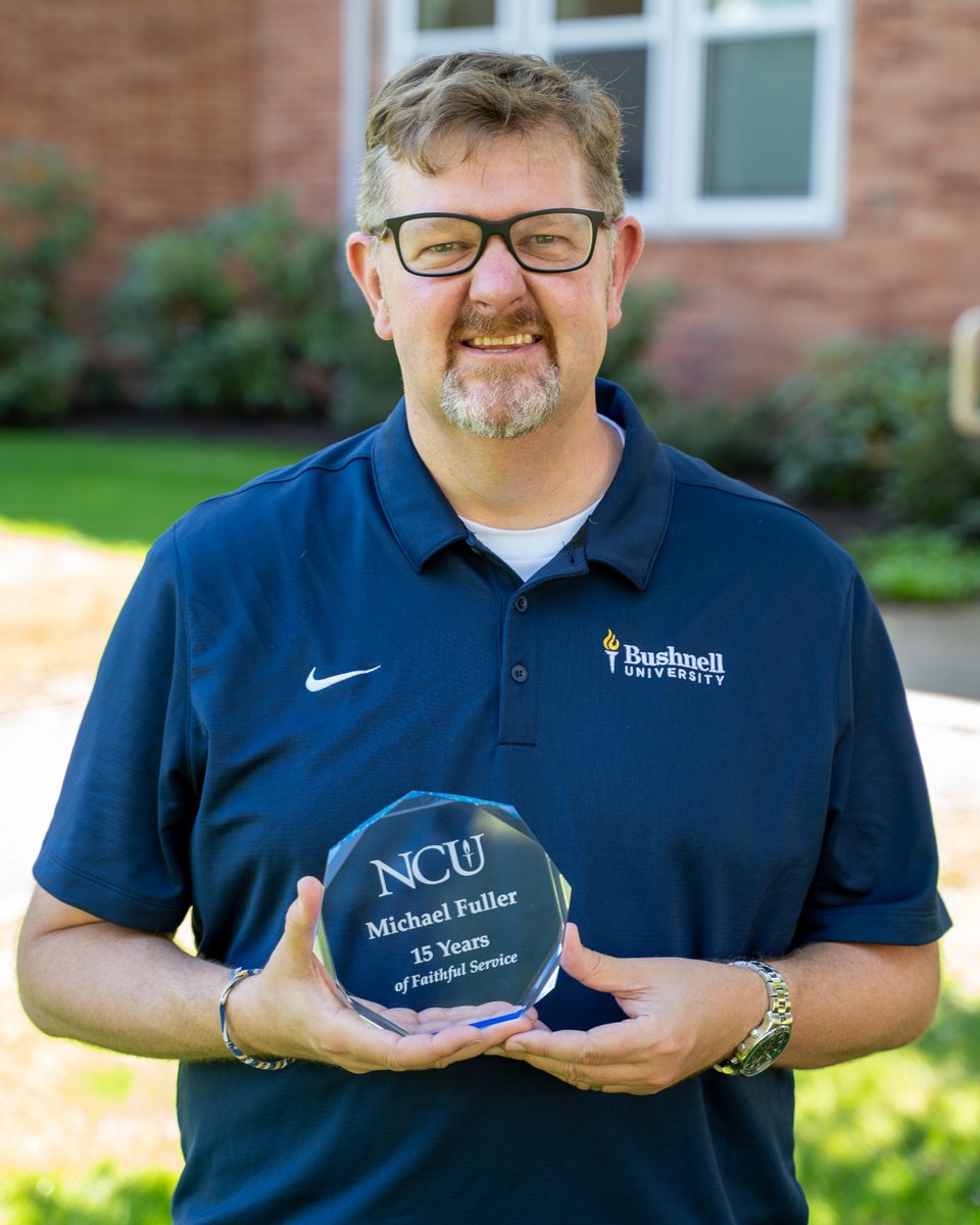 bushnelluniv's tweet photo. We are truly grateful for these three Beacons, who have faithfully served our students and University for a combined 60 years! Thank you and congratulations.
25 years - Jocelyn Hubbs
20 years - Dr. Dennis Lindsay
15 years - Michael Fuller
#BeaconsForLife #WeAreBushnell https://t.co/jELqPp1ip5