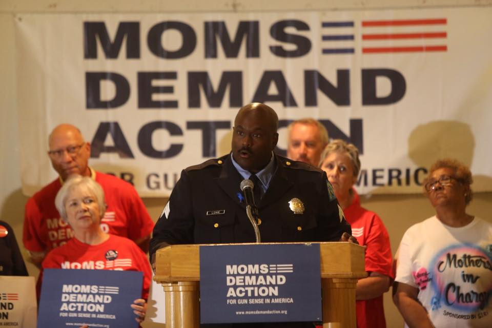 BeckyJMorgan's tweet photo. Another reminder: Missouri @MomsDemand opposed #SB656, Permitless Carry and Stand Your Ground, in 2016 along with numerous law enforcement officers/organizations. Officer Lowe, pictured below, spoke at our rally. He was shot on the job, his bullet proof vest saved his life... https://t.co/3HjYaTJyhn