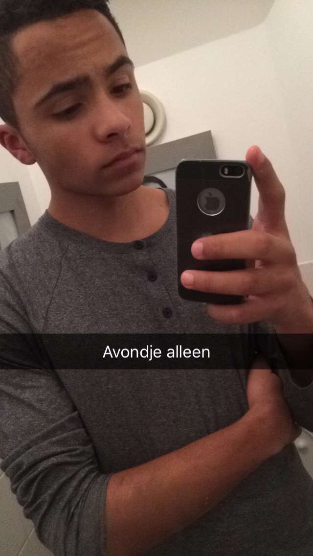 16 year old me trying to get some bitches