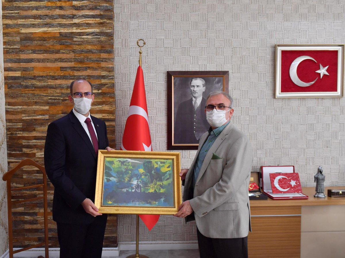 Münir Karaloğlu