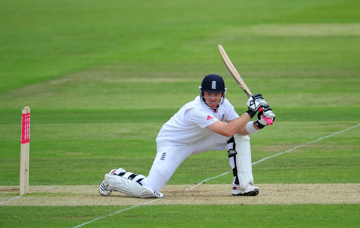 WisdenCricket's tweet image. Highest Test averages at No.6 (min. 1000 runs)

Shivnarine Chanderpaul: 64.82
Ian Bell: 60.11

Saleem Malik: 56.82
MS Dhoni: 55.36
Rohit Sharma: 54.57
Garry Sobers: 53.34
Allan Border: 52.16
AB de Villiers: 52.04
Michael Hussey: 51.75
Steve Waugh: 51.04
VVS Laxman: 50.18