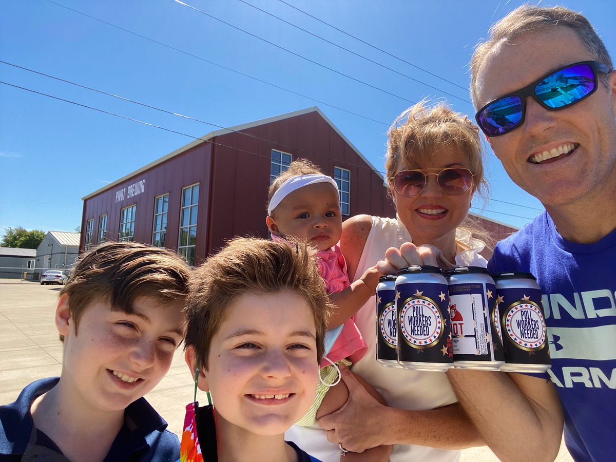 MirandaCombs56's tweet photo. Picked up our first #sosfromyoursos beers from @PivotBrewing . Tag @KYSecState and @Mirandacombs27 with pictures of yours! You can also get the cans at @dreamingcreekKY @woodencask @MonnikBeer . #pollworkersneeded https://t.co/nUeVrbB8eV