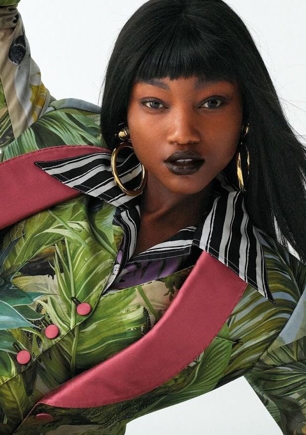 Eniola Abioro. A Nigerian top model, whom I am obsessed with! She is one of the faces for Revlon and has walked for major high fashion brands such as Helmut Lang, Dolce & Gabbana and Brandon Maxwell.