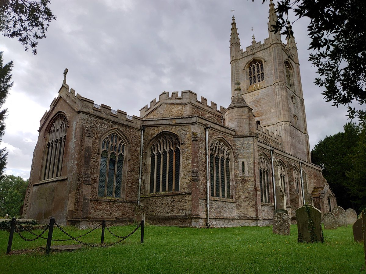 PaulMagan2's tweet image. Conington Church Tower Trig Point (Bolt) and her #OSBenchmark. Recorded in the National Heritage List for England as a designated Grade I listed building. In the churchyard is a memorial to the crew of the 457 Bomb Group of the US Air Force. @OrdnanceSurvey @Dennis_Maps #fens