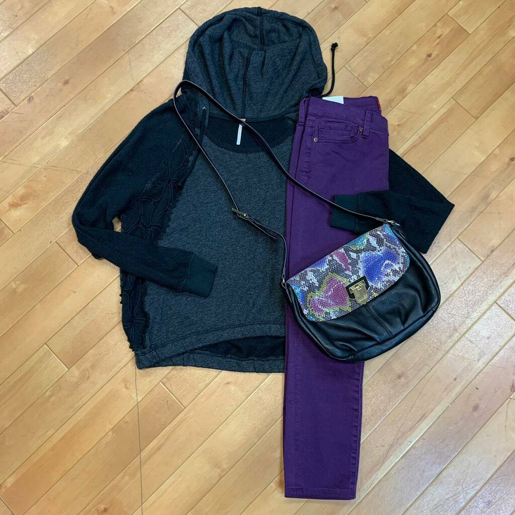 CMSpringfieldPa's tweet image. Happy Labor Day Weekend!
Save 25% in-store and $25 off of $100 online!

Free People top size S $21
152-6707
Lucky brand jeans size 4 $14.50
144-1132
Aimee Kestenberg bag $48
104-30012

springfieldpa.clothesmentor.com ♻️gently used resale♻️

#designerdeal… instagr.am/p/CEwxgzUH_yf/