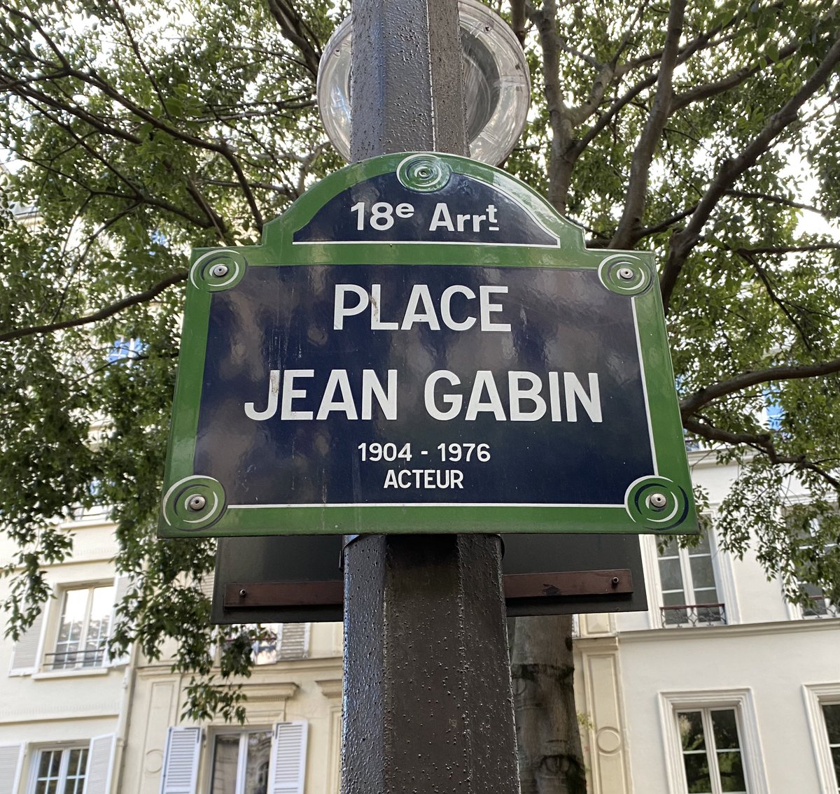 gabolvr's tweet image. Uma thread com algumas ruas ou praças de Paris com nome de cineastas, atores ou outras pessoas ligadas com cinema. 😊