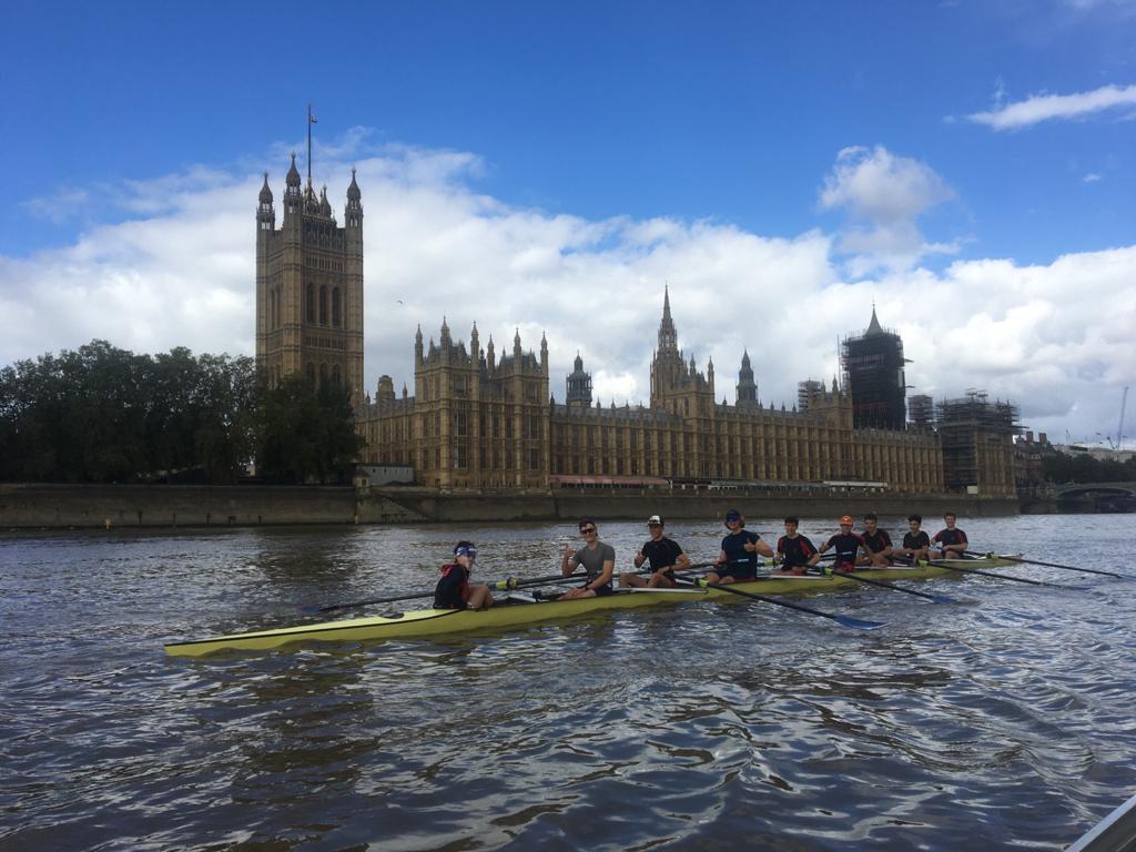 KCSRowing's tweet image. Cracking day for 1st Saturday session back!