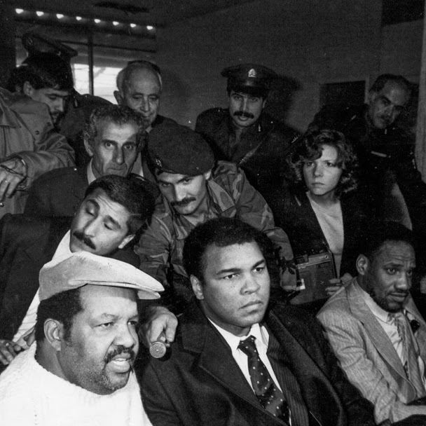 #muhammadAli &amp; <a href="/dr_a_mahdi/">Dr. Abuwi Mahdi</a> 

<a href="/DrEFayeWilliams/">Dr. E. Faye Williams</a> is discussing her memories of learning about Dr. Mahdi &amp; his book

#muhammadAliUntold 

affinityinternationalpublishing.com