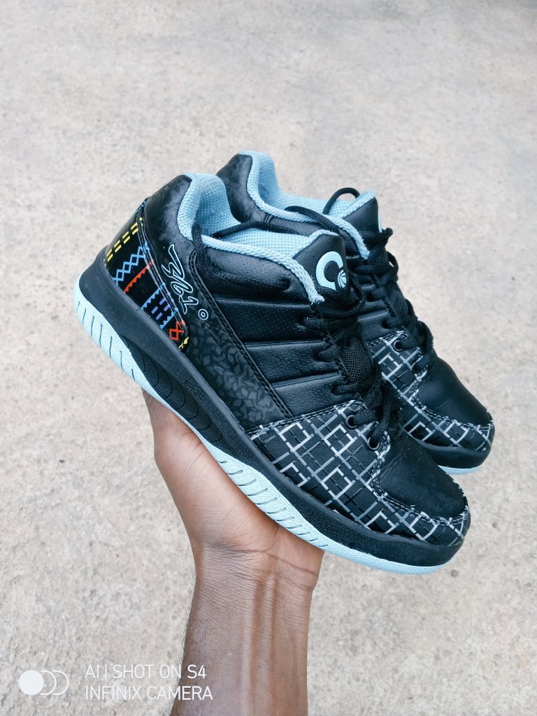 SuperSlimEli's tweet photo. WE LIT 🔥 WE FLY 😍 WE SMOOTH
Clean &amp; Affordable First Grade Kicks 

Frame 1 Size 39 N5000
Frame 2 Size 40 N5500
Frame 3 Size 43 N5000
Frame 4 Size 45 N6500

Free Delivery within Jos 😎
I waybill Nationwide 

Your Retweet will go along way 🙏🏾🙏🏾 Thank you 🙏🏾 https://t.co/K7pkVx4kjF
