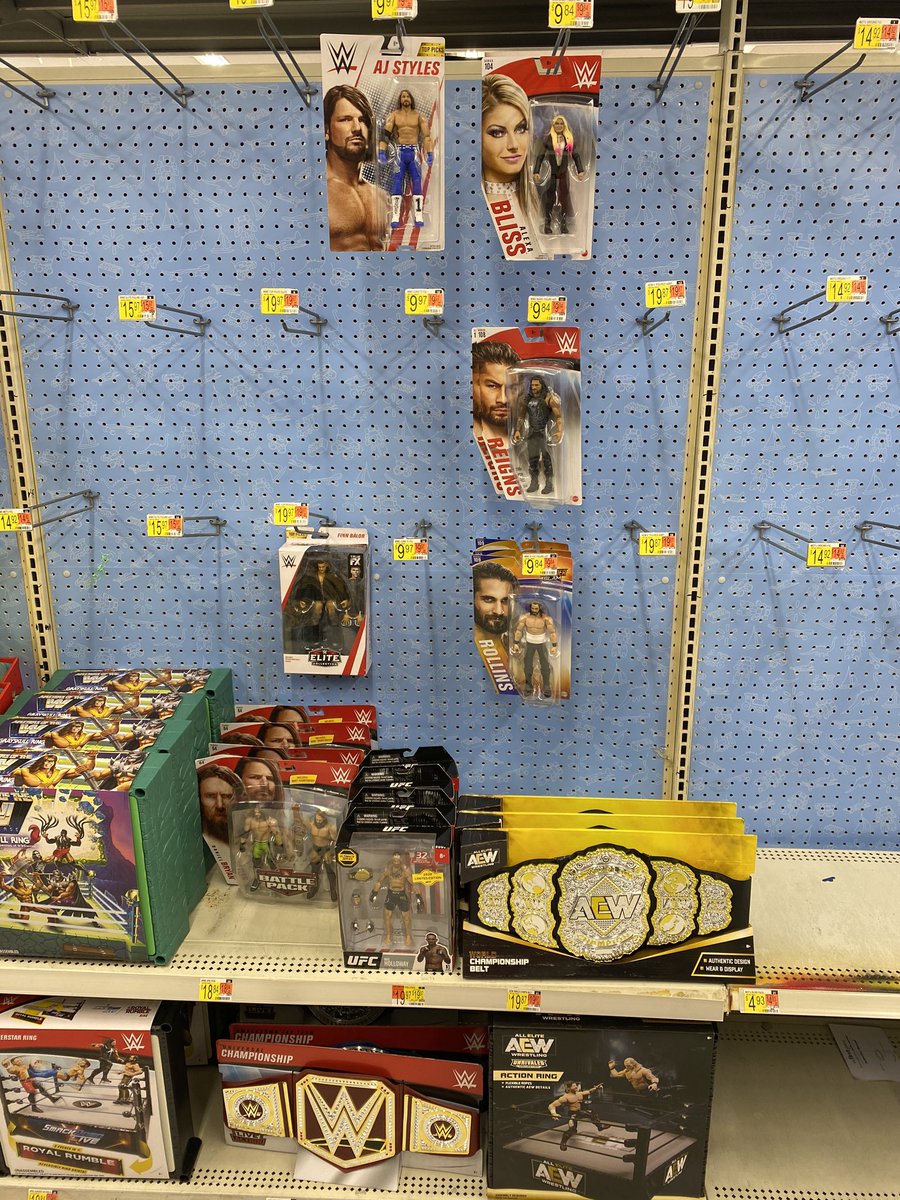 LuchaDad's tweet photo. This was my morning #Legwork at @Walmart this morning Not much of a #Fighunt for the #Lucha family! #DoBetterWalmart Have happy safe weekend everyone & as always #BeCoolBeCalmBeLucha https://t.co/RSjP5JFQ5f