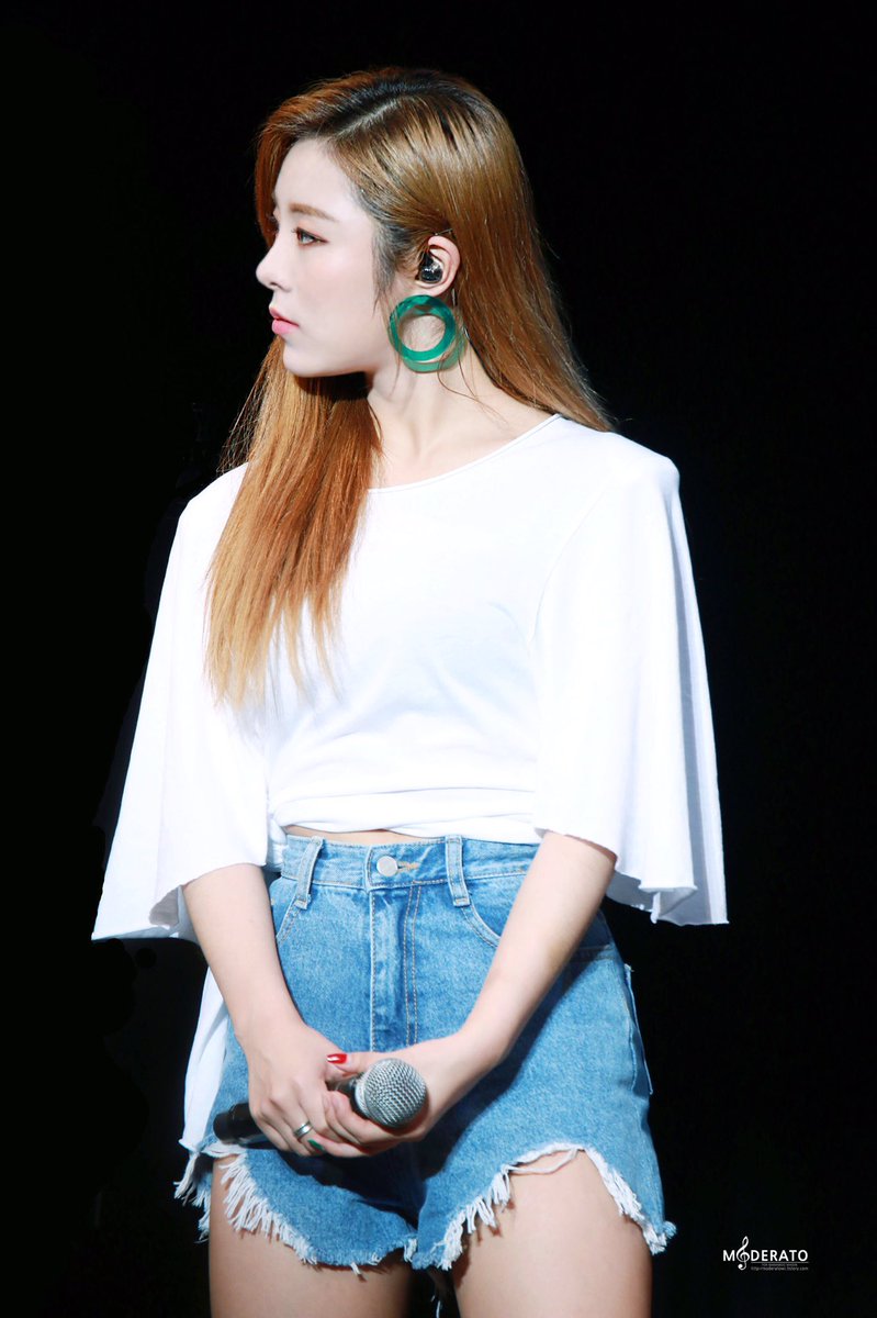 Yes I am #MAMAMOO  #Wheein  #휘인  @RBW_MAMAMOO