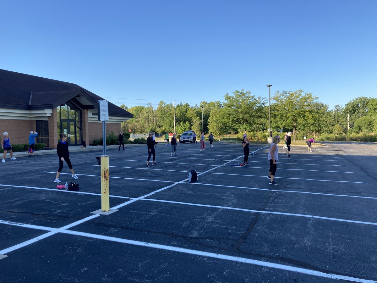 NWInJazzercise's tweet photo. Beautiful morning for curbside Jazzercise!  Class on Labor Day at 8:30 am. See you there! https://t.co/Bnz5OhTFb3