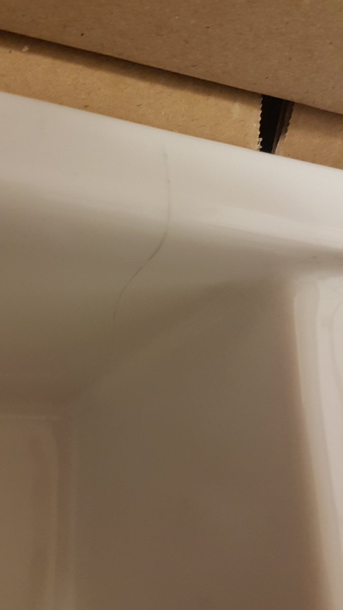 matframe's tweet photo. @VictoriaPlumUK 

Took delivery of an order today and have just opened the package. Obvious crack to the ceramic sink. Packaging wasn't at all damaged so looks like it left your warehouse in this condition. Please could you arrange a replacement? https://t.co/PUoTXcLQh0