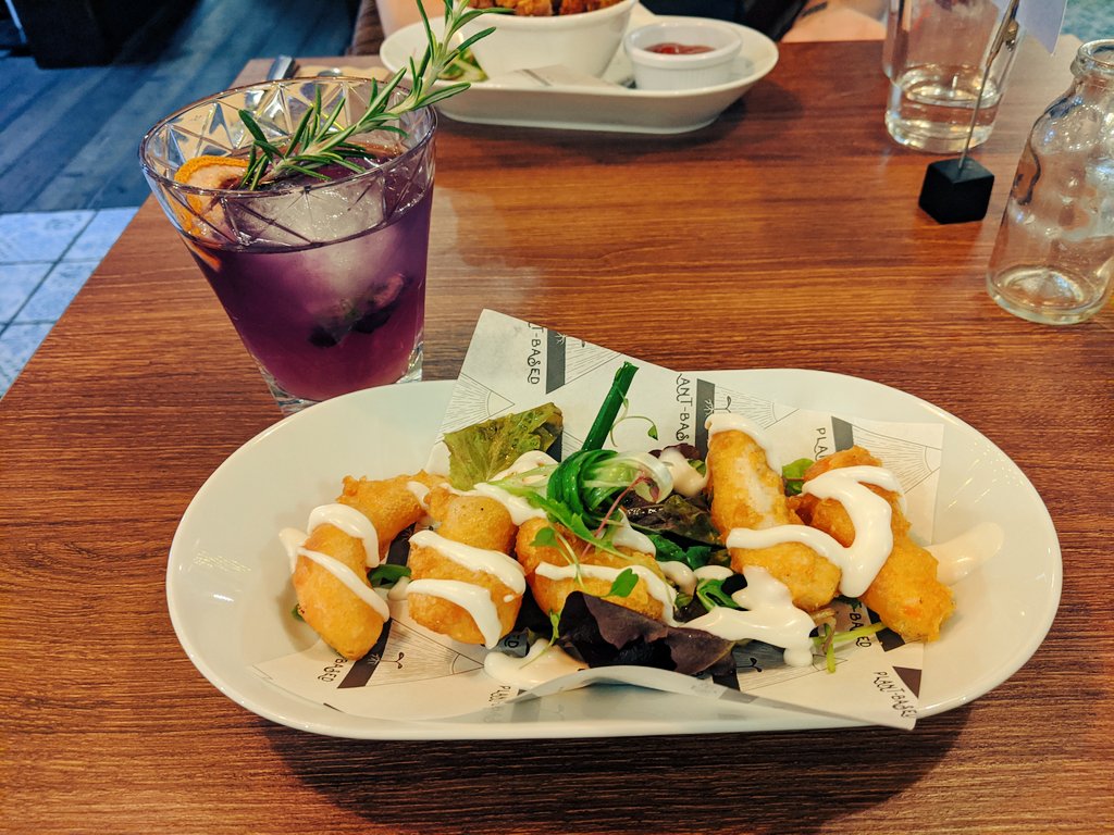 Tempura prawns and Piers Morgan's Tears at <a href="/unitydiner/">Unity Diner</a> 🍹