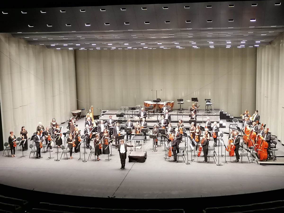 Philippe_Gst's tweet photo. Enfin de retour au concert à #OperaBerlioz pour la nouvelle saison culturelle de l'orchestre de #Montpellier @OONMLR ! Bravo pour cette reprise 👏🏻😊 https://t.co/FnyrWmlpGq