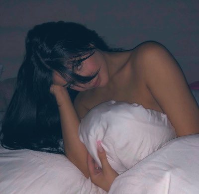 𝙘𝙤𝙢𝙚 𝙥𝙡𝙖𝙮 𝙛𝙤𝙧 𝙖 𝙬𝙝𝙞𝙡𝙚.