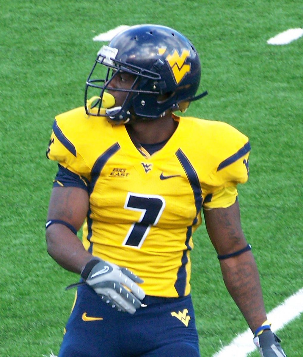 WVUBarstool's tweet photo. 7 days from now the West by God Virginia Mountaineers are going to play football 😤😤😤 https://t.co/6BpWKMBeNf