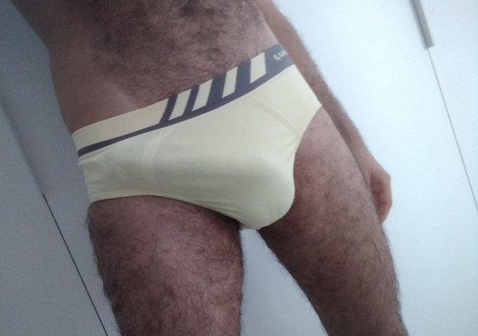 Na cueca / escapou!   🐾🔥🐾  ✅ https://t.co/cA4uhcbmnY https://t.co/r4KLQ7VGe4