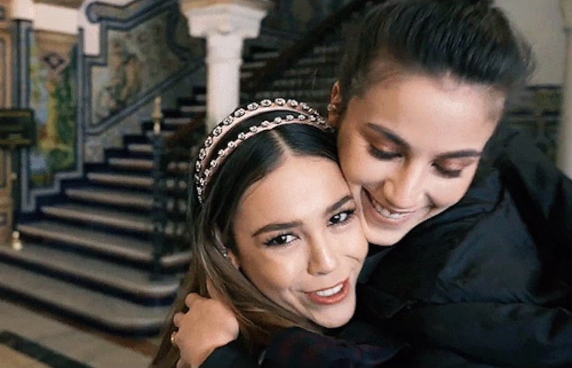 dannasbeer's tweet photo. en fin, covid acábate y deja que mis reinas se junten de nuevo porque las extraño, te lo agradezco https://t.co/Q9ANIYGLYU