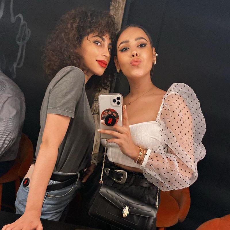 dannasbeer's tweet photo. en fin, covid acábate y deja que mis reinas se junten de nuevo porque las extraño, te lo agradezco https://t.co/Q9ANIYGLYU