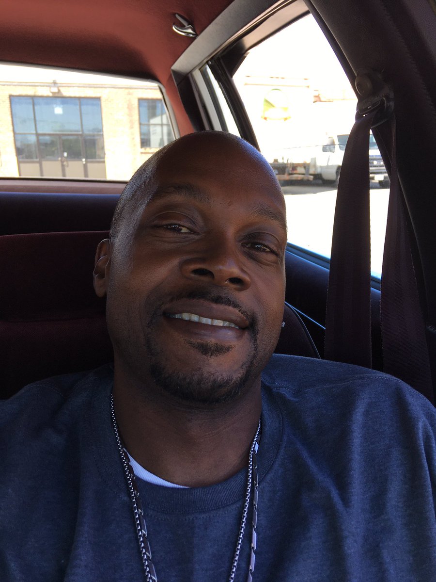 7stDirtyBird's tweet photo. What’s Poppin?

I’m out hittin corners on this lovely Saturday afternoon. It’s so nice outside. https://t.co/Ibs6MewSaJ
