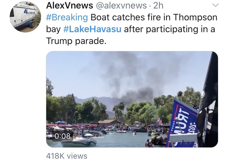shawnmbarnett's tweet photo. Just throwing this out there but I’m thinking Trumpers should not own boats. https://t.co/CBfqE3cODe