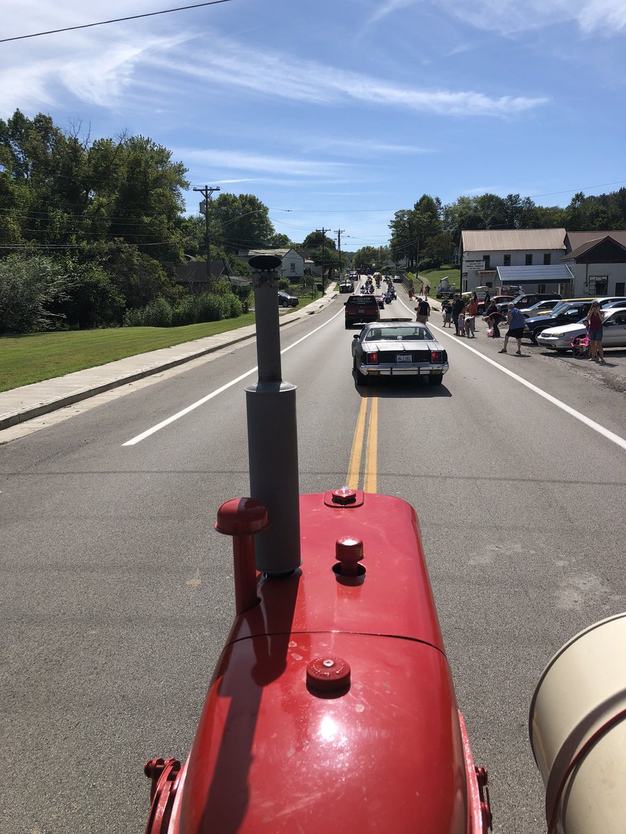 RBrenda71's tweet photo. 2/2: pressed to find another city official in Kentucky that has poured as much into serving their community, from digging out and repairing water and sewer lines to working for economic development in bringing the Family Dollar and Marathon station to Livingston. https://t.co/XUAaUmMdpj