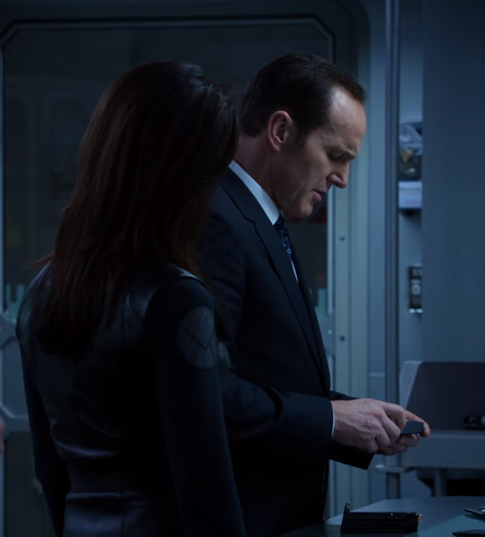  #Philinda in 1x16 - End of the Beginning