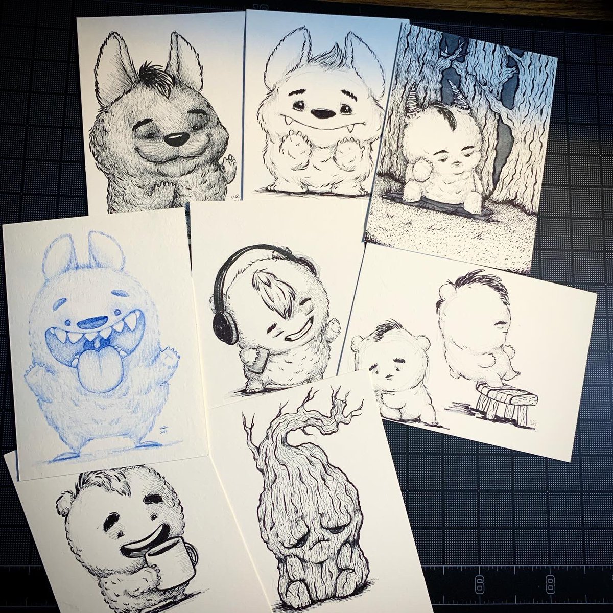 vanessa_ramirez's tweet photo. Going through my old drawings and sketchbooks when I have time. Man 2018 was the last year I drew pretty regularly if not almost daily. This is just a small stack of drawings I did. #sketches #drawings #doodles #monsters #treemonsters #monster #ramirezsketches https://t.co/FSB4lEvhyJ