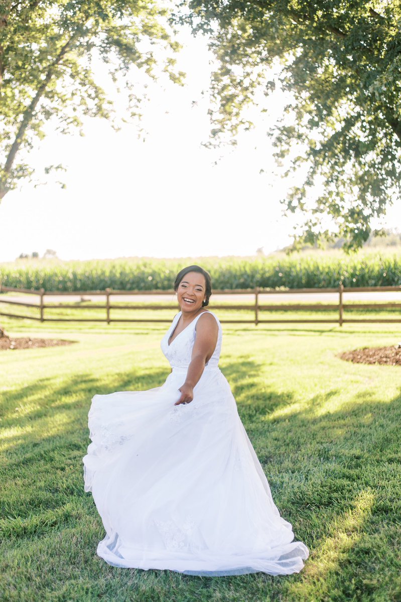 arriannabates's tweet photo. got my wedding photos back and i just love this man. 🥺 i am feel so incredibly lucky to be his wife! 🤍 https://t.co/vTXqxSsCPN