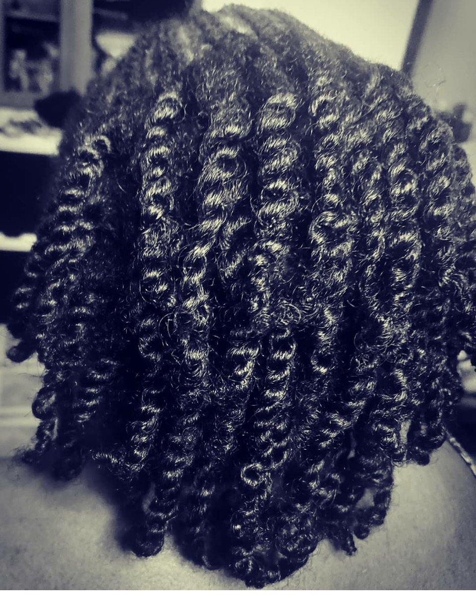 NineOneFourSty1's tweet image. Epic braids by Leoni!!!

#nineonefour #hairstyle #style #stylist #haircolor #barberlife #barber #beautiful #beauty #SaturdayMorning  #SaturdayThoughts #SaturdayMotivation