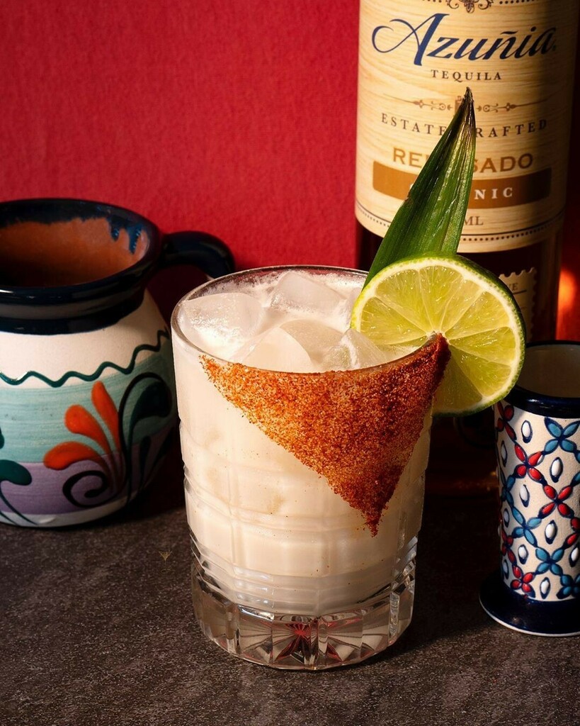 Azuñia Tequila tweet media