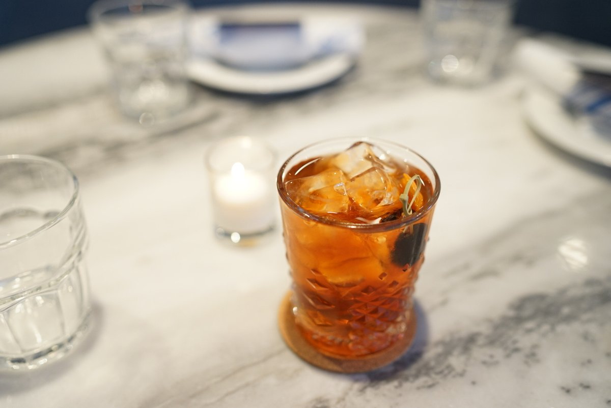 It's Derby Day! 🐎🌹 Join us at #PorterKitchenChi for  $9 Old Fashioneds &amp; Mint Juleps, as well as a best hat contest! 👒 The winner will receive a $50 gift card! Don't miss out!⁣