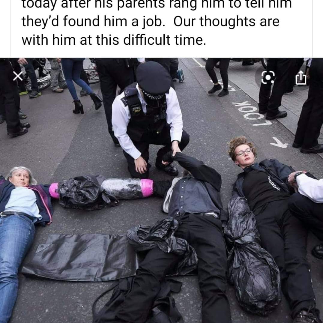 LoyalManchester's tweet image. Left maggots