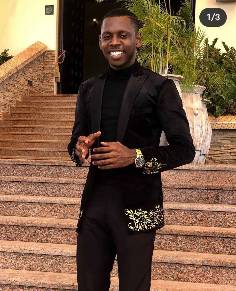 Emma_eshiett's tweet photo. A red carpet event, a wedding, lunch with friends or just church on Sunday...I'm your plug for the best suits for all occasions..please hit me up ..and I'm a laycon fan too so support your guy ..Twitter do your thing
#partytimewithlaycon #BBNaija #BBNaijaLockdown https://t.co/7yhGa03oZA