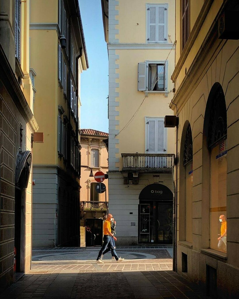 MilanoSouth's tweet photo. @desigarau

#monza #visitmonza #igersmonza #clickfor_monza #ig_monza #ig_monza_brianza #streetphotography #streetview #ig_street #ig_streetphotography #streetframe #street_is_life #streetphotographer #ourstreetdays #capturestreets #streetclassics #thestr… https://t.co/tqhCMWQWo9 https://t.co/bqYEGD1cAj