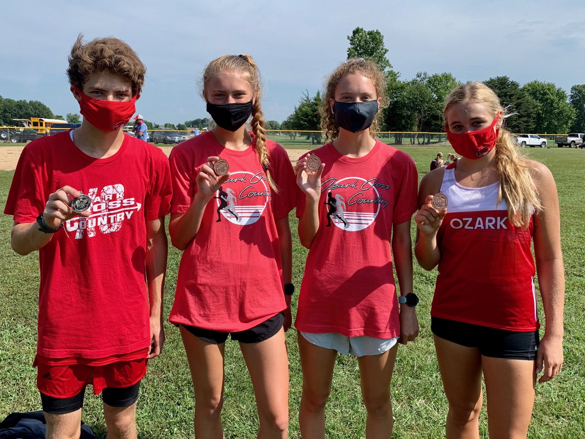 OzarkRunXC's tweet photo. Gabe Bauer takes 2nd in class 5 with a time of 16:20. Ellie Kitchin takes 4th, Kopelyn Delong takes 8th and Madison Roland takes 15th in class 5. Great showing for our first meet of the season. https://t.co/6vQGCcN0hJ