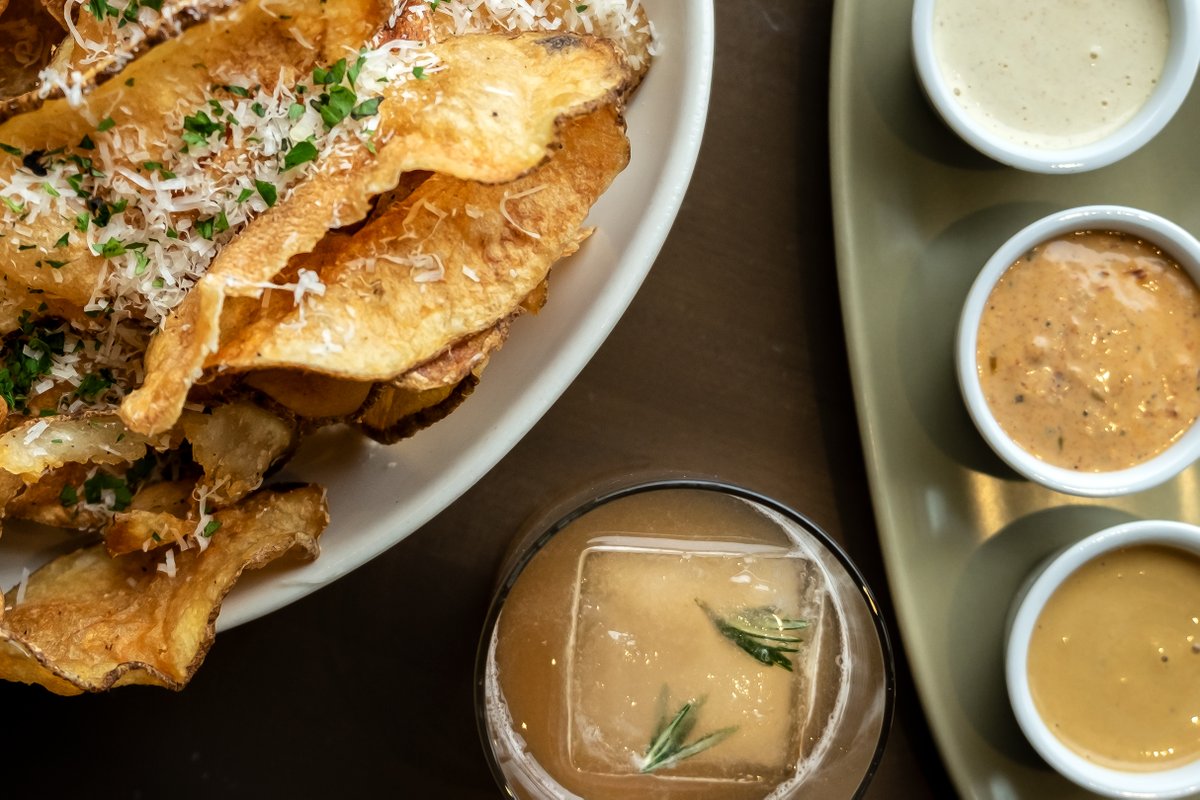 Dip it up with our Not-So-Standard Potato Chips with a sauce flight: gold sauce, comeback sauce, black pepper bourbon ketchup.

⏰ RESERVATIONS bit.ly/3lJf2t4

𝐆𝐫𝐚𝐦 &amp; 𝐃𝐮𝐧 𝐰𝐢𝐥𝐥 𝐛𝐞 𝐎𝐏𝐄𝐍 𝐟𝐨𝐫 𝐋𝐚𝐛𝐨𝐫 𝐃𝐚𝐲!
🥞 BRUNCH 9:30am-3:30p
🍗 DINNER 3:30-8:30p