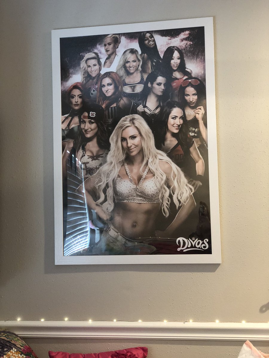 CivilMeg's tweet photo. She’s a dreamer!! @MsCharlotteWWE @MRosewwe @WWEApollo @JeffBrandWWE @WWE #SmackDown @MondayNightRaw   @O_FitnessTampa @TotalDivas @wwewomensdiv #girlscan #WWE https://t.co/LrhyzwucMg