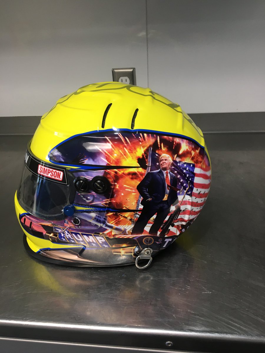 JasonHughes_12's tweet photo. Thanks to Brandon Givens with big corner creations for this awesome helmet https://t.co/TAaMwyYL00