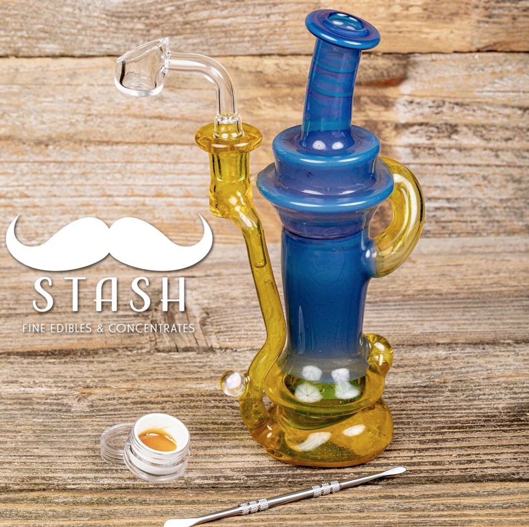 StashLife420's tweet image. How clean is your rig? Our friendly reminder that our fine Stash products deserve a clean rig!
-
-
#concentraterig #concentraterigs #710rig #710rigs