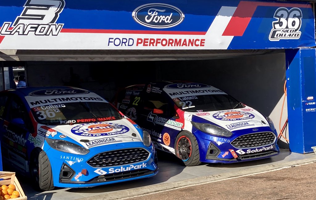 ACSuperturismo's tweet photo. Los Ford de @andrelafon y @NicoCollazoRace listos para salir a grilla https://t.co/SmAkzYIlxc