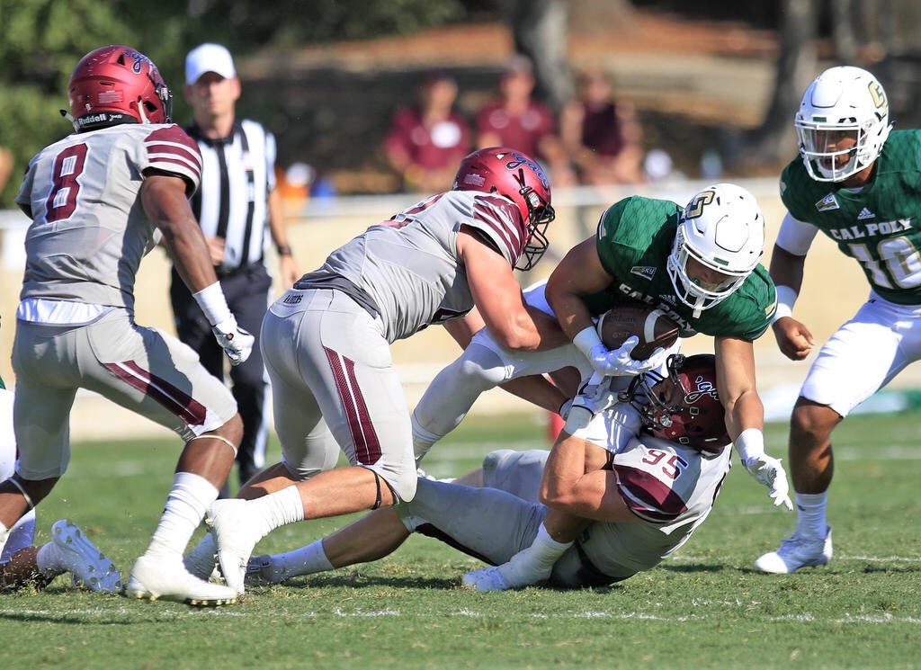 ColgateFB's tweet image. Each Saturday this fall, we will be sharing a few memories from our favorite game of that week from the last 20 years.

For Week 1, we’ve chosen 2017’s game vs. Cal Poly. We sprinted out to an early 17-0 lead and held on with a clutch PBU from @AbuDaramySwaray!