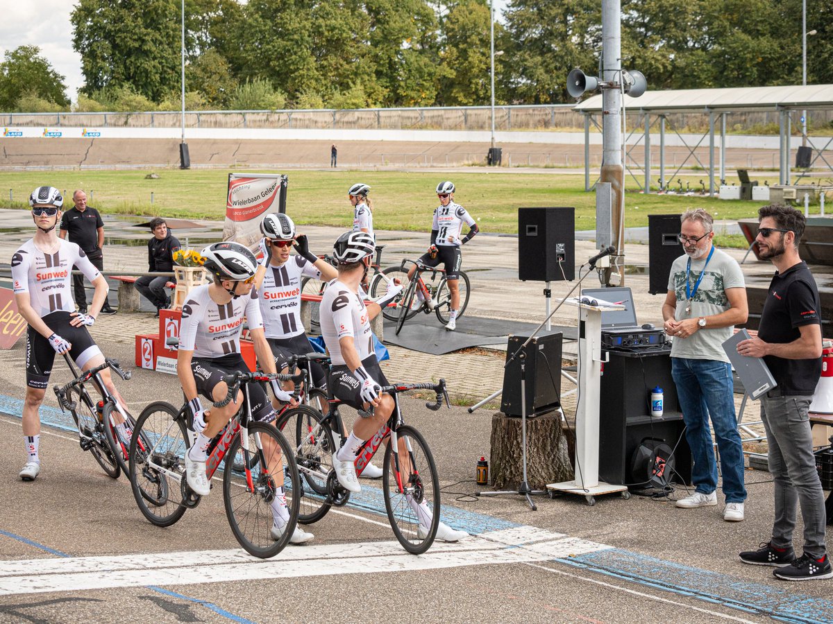 WielerbaanGL's tweet image. @TeamSunweb Puntenkoers
@NilsSinschek @RoyCurvers