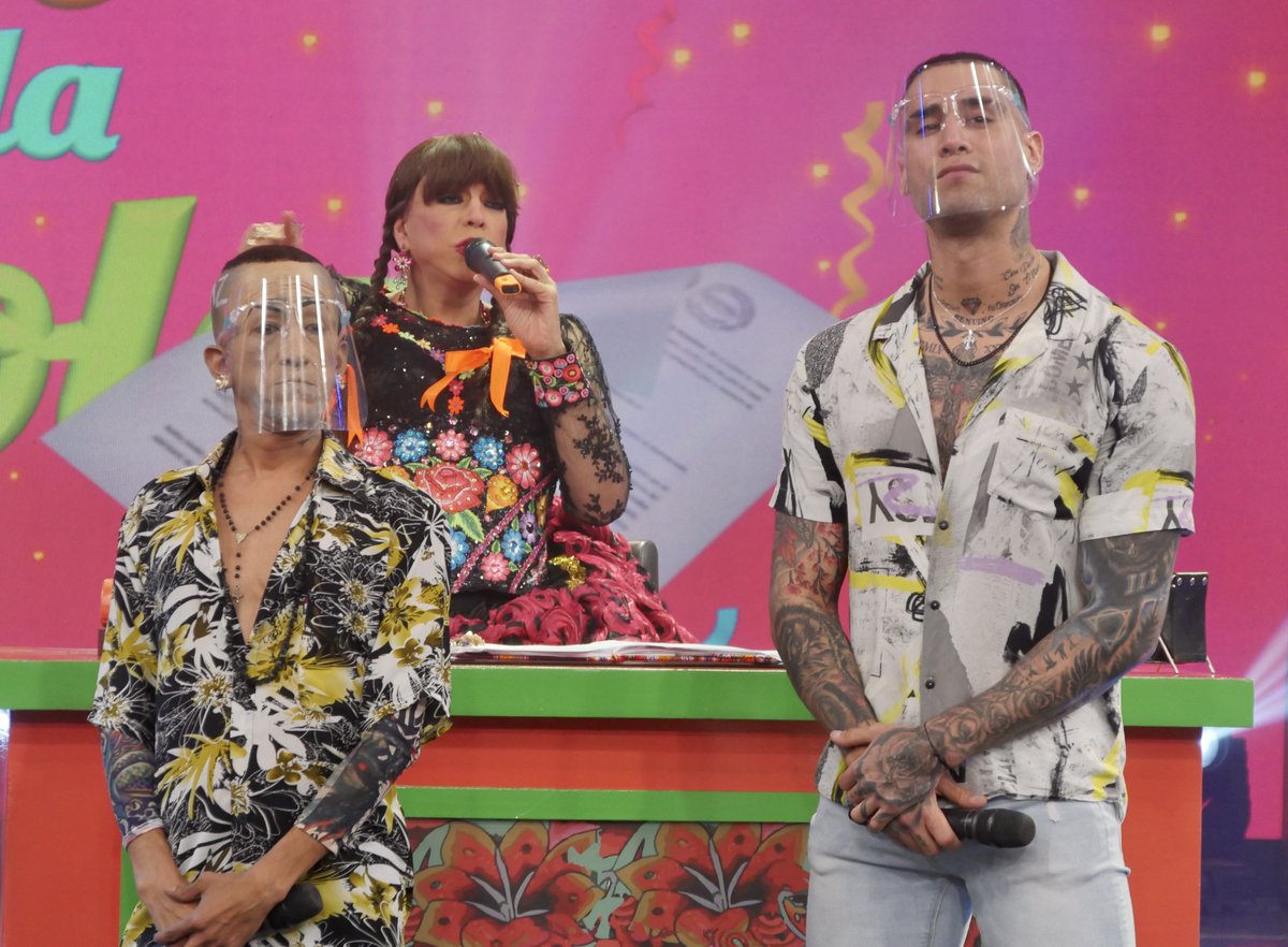 ElReventonazo's tweet photo. ⭐️ Las mejores estrellas en #ElReventonazo de @lacholachabuca ⭐️
Nuestros TikTokers favoritos de @estoesguerra_tv llegan a un juicio de infarto. ⚖️
@PatoParodiC
@GinoAssereto y @JotaBenzOficial junto a #DJBryanFlow serán culpables?
¡Por @americatv_peru ! 🧡 https://t.co/zJoJiukjrN