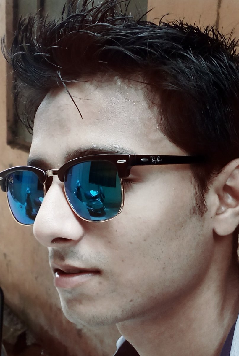 saroshofficials's tweet photo. If I have any 'message' worth giving to a beginner it is that there are no short cuts in photography...📷
-via #photography_by @mohdshaheer48 📸 https://t.co/LV3HZNjPwT